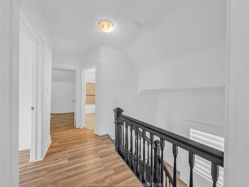 828 Lincoln, Windsor, ON 