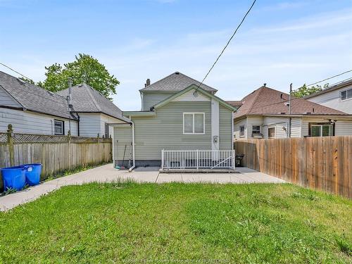 828 Lincoln, Windsor, ON 