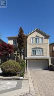 68 OAK AVENUE Richmond Hill, ON L4C 6R7
