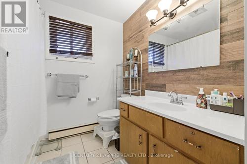 93 Frontenac Crescent, Deep River, ON - Indoor Photo Showing Bathroom