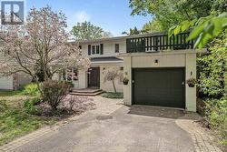 2228 OLD LILAC LANE  Ottawa, ON K1H 6H7