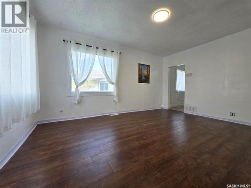 478 3Rd Avenue Nw, Swift Current, SK - Indoor Photo Showing Other Room