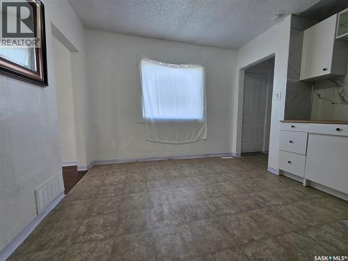 478 3Rd Avenue Nw, Swift Current, SK - Indoor Photo Showing Other Room