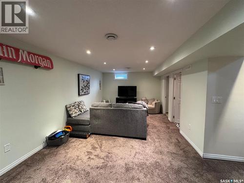 43 Marshall Crescent, Regina, SK - Indoor