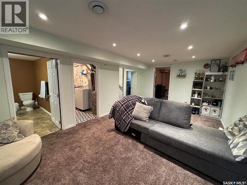 43 Marshall Crescent, Regina, SK - Indoor