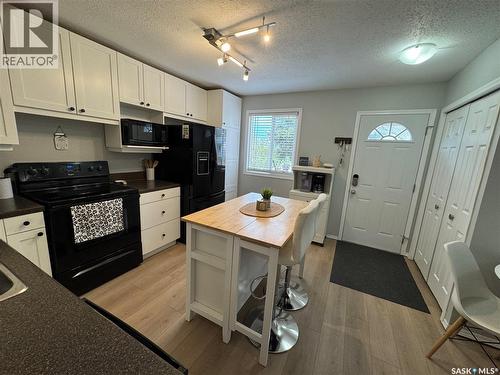 43 Marshall Crescent, Regina, SK - Indoor Photo Showing Kitchen