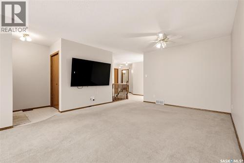 3706 Queens Gate, Regina, SK - Indoor Photo Showing Other Room