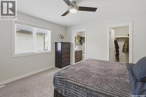 530 Maple Crescent, Warman, SK - Indoor Photo Showing Bedroom