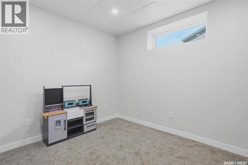530 Maple Crescent, Warman, SK - Indoor Photo Showing Other Room