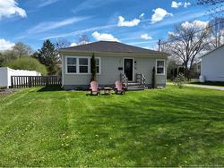 59 Duke ST Saint Stephen, NB E3L 2H4