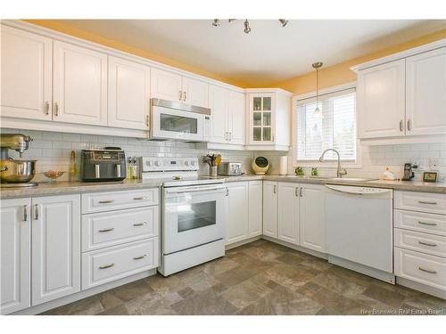 33 De La Baie St, Maisonnette, NB 