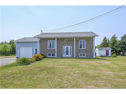 33 De La Baie St, Maisonnette, NB 