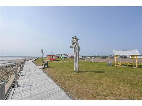 33 De La Baie St, Maisonnette, NB 
