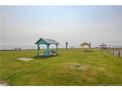 33 De La Baie St, Maisonnette, NB 