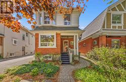 117 BOWOOD AVENUE Toronto, ON M4N 1Y3