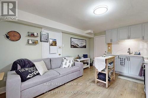40 Henricks Road, Markham, ON - Indoor Photo Showing Other Room