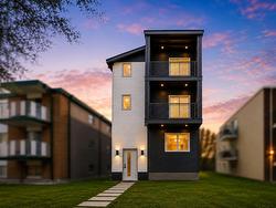 11913  101 St NW  Edmonton, AB T5G 2B8