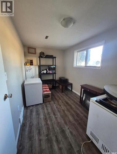 114 7Th Avenue S, Big River, SK - Indoor Photo Showing Laundry Room