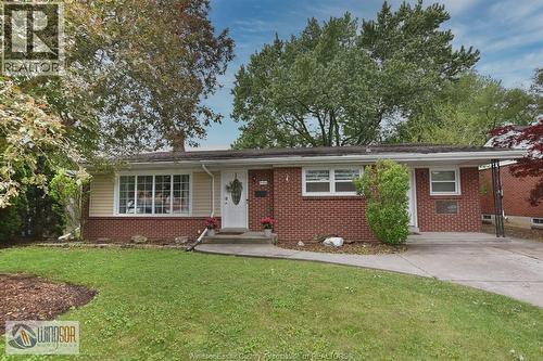 3165 VIRGINIA PARK AVENUE  Windsor, ON N9E 2C1