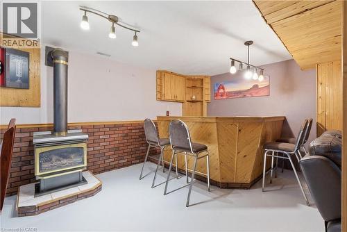 8 Abbott Lane, Cayuga, ON - Indoor With Fireplace