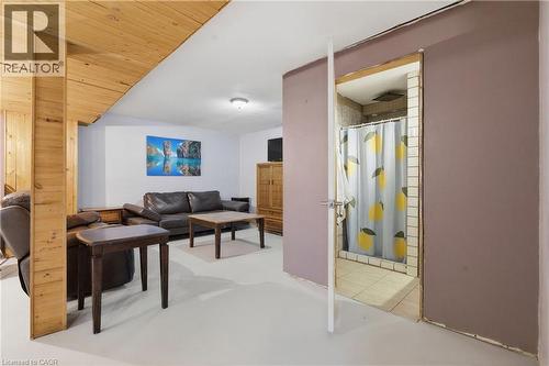 8 Abbott Lane, Cayuga, ON - Indoor