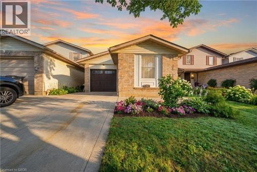 58 LEACOCK Avenue  Guelph, ON N1E 6R1