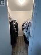 Walk in Closet - 