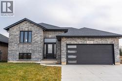 4009 Greenwood STREET Petrolia, ON N0N 1R0