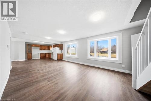 75 Robinson Road, Cambridge, ON - Indoor