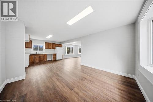75 Robinson Road, Cambridge, ON - Indoor