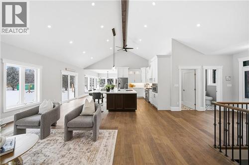 75 Robinson Road, Cambridge, ON - Indoor