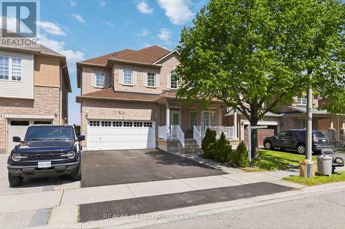 82 MAINARD CRESCENT  Brampton, ON L6R 2T8
