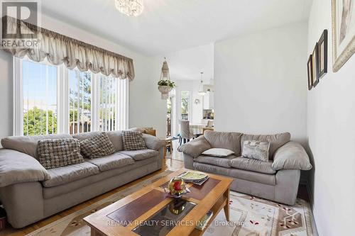 82 Mainard Crescent, Brampton, ON - Indoor Photo Showing Living Room