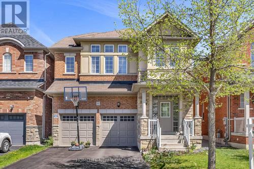 92 ESTRELLA CRESCENT S  Richmond Hill, ON L4E 0S3