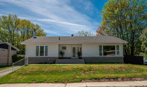 630 Boul. Bourassa  Saint-Jérôme, QC J7Y 1Y6