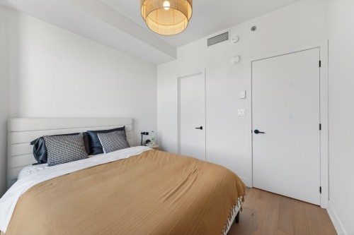 Chambre à coucher - 851-288 Rue Richmond, Montréal (Le Sud-Ouest), QC - Indoor Photo Showing Bedroom