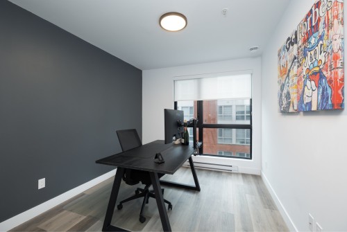 Bedroom - 303-60 Rue Toe-Blake, Vaudreuil-Dorion, QC - Indoor Photo Showing Office