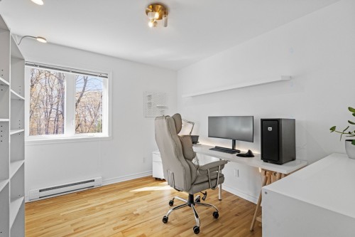 Bedroom - 152 Rue Du Mont-Rainer, Sainte-Agathe-Des-Monts, QC - Indoor Photo Showing Office