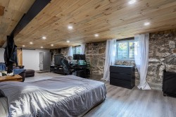 Family Room - 