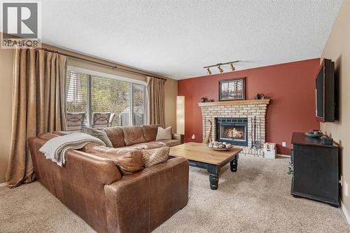 212 Sirocco Place Sw, Calgary, AB 
