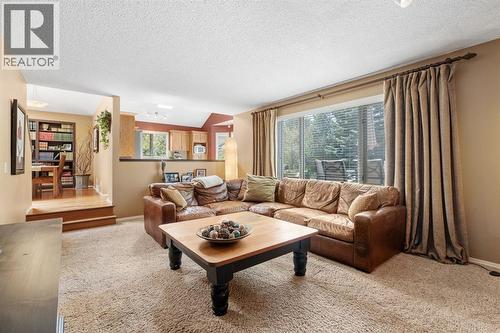 212 Sirocco Place Sw, Calgary, AB 