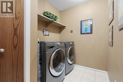 212 Sirocco Place Sw, Calgary, AB 