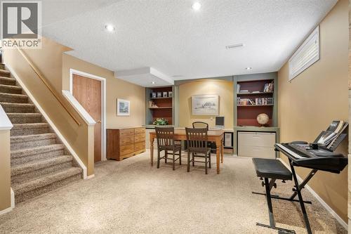 212 Sirocco Place Sw, Calgary, AB 