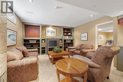 212 Sirocco Place Sw, Calgary, AB 