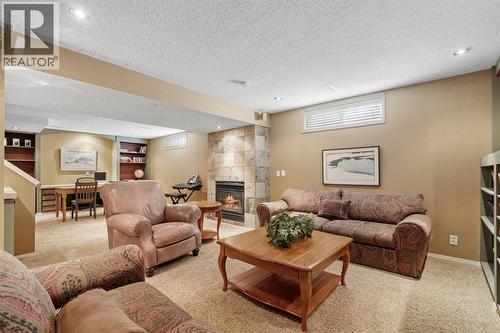 212 Sirocco Place Sw, Calgary, AB 