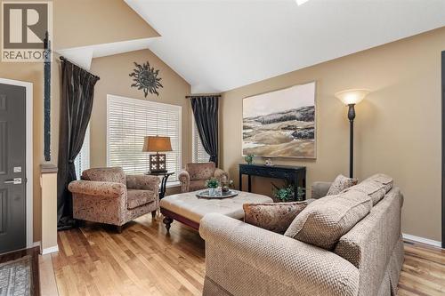 212 Sirocco Place Sw, Calgary, AB 