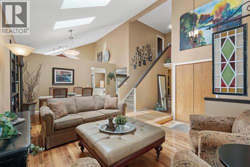 212 Sirocco Place Sw, Calgary, AB 