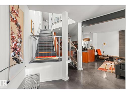 6428 Ada Bv Nw, Edmonton, AB 