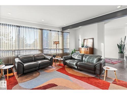 6428 Ada Bv Nw, Edmonton, AB 