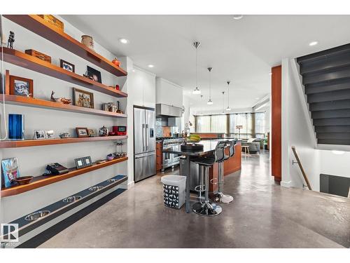6428 Ada Bv Nw, Edmonton, AB 